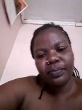 pretty-donna online show from January 10, 2026, 9:33 am