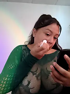 bigbooty-30 online show from May 26, 2026, 12:01 pm
