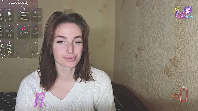 xx adrihanna xx online show from April 3, 2026, 4:05 pm