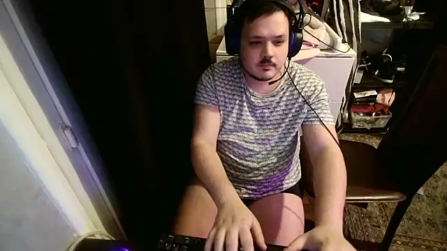 Bebemickey75 online show from February 23, 2025, 10:31 pm