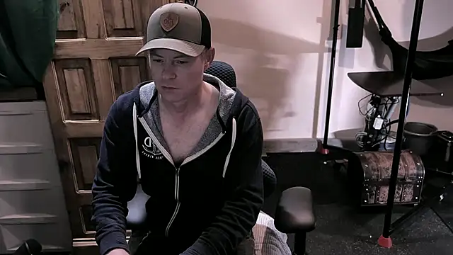 GymyXY online show from March 7, 2025, 7:19 am