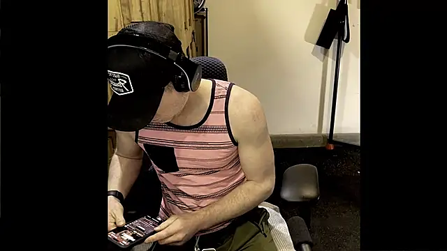 GymyXY online show from March 13, 2025, 7:42 am