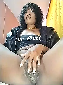 Snapshot of coral1727 chatting on December 12, 2024, 10:31 pm coral1727 online show from December 12, 2024, 10:31 pm