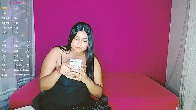 Snapshot of violeta_rous chatting on March 1, 2025, 2:48 am violeta rous online show from March 1, 2025, 2:48 am