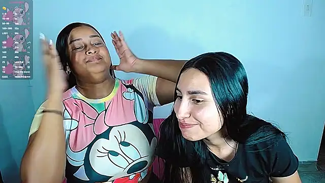 Snapshot of violeta_rous chatting on October 5, 2025, 11:35 pm violeta rous online show from October 5, 2025, 11:35 pm