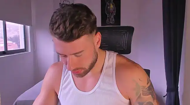 paul rogerr online show from March 12, 2025, 12:47 pm