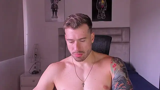 paul rogerr online show from November 8, 2025, 4:07 pm