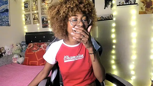 Cristal Jonasxh online show from November 20, 2025, 4:34 am