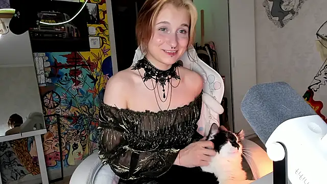 Sunny Mouse  online show from March 5, 2025, 7:38 pm