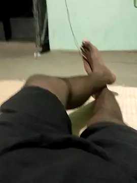 SILENT FUCKER 01 online show from October 7, 2025, 1:08 pm