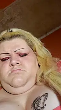 Snapshot of ducicsajsziii chatting on December 8, 2024, 7:47 am ducicsajsziii online show from December 8, 2024, 7:47 am