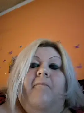 ducicsajsziii online show from November 22, 2025, 9:30 am