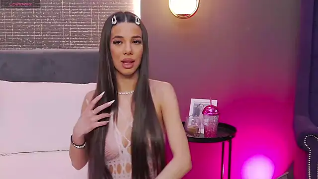 LaraKent online show from February 26, 2025, 8:44 pm