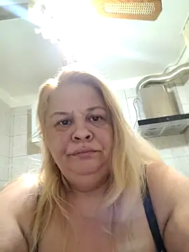AriannaMilf online show from May 27, 2026, 8:17 pm
