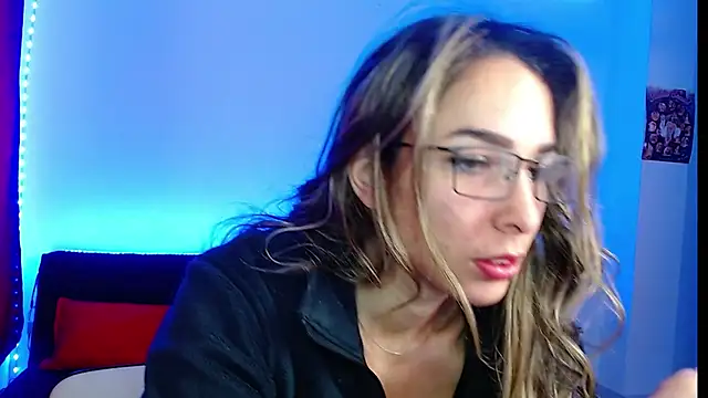 Niky 777 online show from March 18, 2025, 4:37 pm