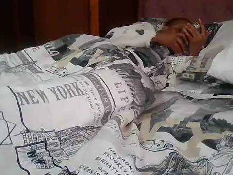 Snapshot of ShooingBunch chatting on September 18, 2025, 6:48 am ShooingBunch online show from September 18, 2025, 6:48 am