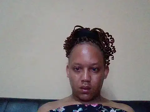 Snapshot of ShooingBunch chatting on October 14, 2025, 4:57 am ShooingBunch online show from October 14, 2025, 4:57 am