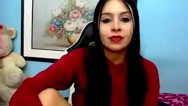 Snapshot of Luciana_and_Neitan chatting on January 14, 2025, 1:58 am Luciana and Neitan online show from January 14, 2025, 1:58 am