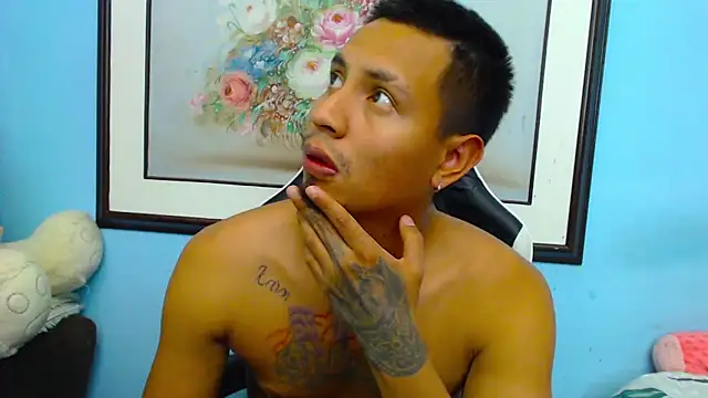 Snapshot of Luciana_and_Neitan chatting on February 2, 2025, 9:23 pm Luciana and Neitan online show from February 2, 2025, 9:23 pm