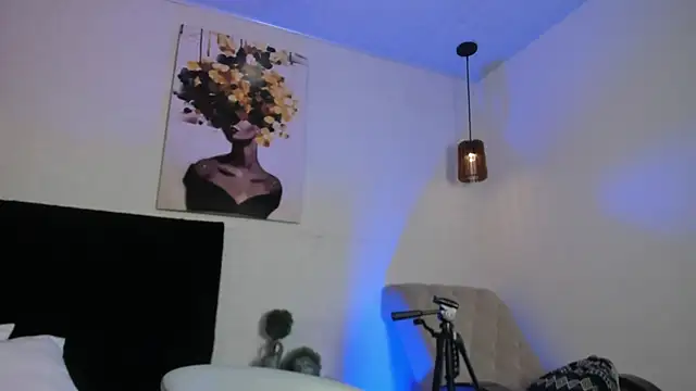 dolly zoe online show from February 7, 2026, 5:00 am