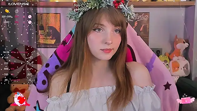 Snapshot of AliceLanley chatting on December 20, 2024, 12:16 pm AliceLanley online show from December 20, 2024, 12:16 pm