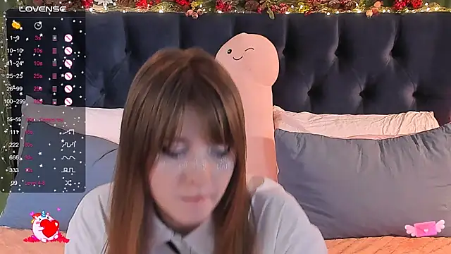 Snapshot of AliceLanley chatting on January 17, 2025, 3:22 pm AliceLanley online show from January 17, 2025, 3:22 pm