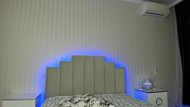 Snapshot of ooksiiii chatting on February 5, 2025, 12:31 am ooksiiii online show from February 5, 2025, 12:31 am