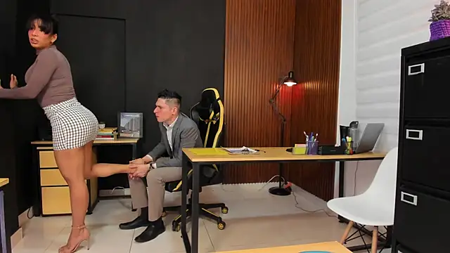 Office Naughty Girl online show from December 7, 2024, 7:10 pm