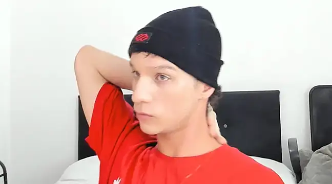 angelcortes online show from January 3, 2025, 11:14 am