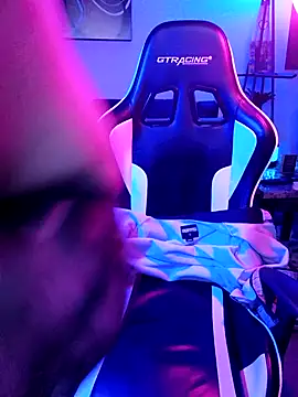 Funwithbrad1 online show from December 11, 2024, 5:43 am