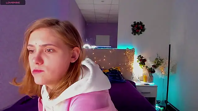 DellaRowe online show from December 22, 2025, 1:52 pm