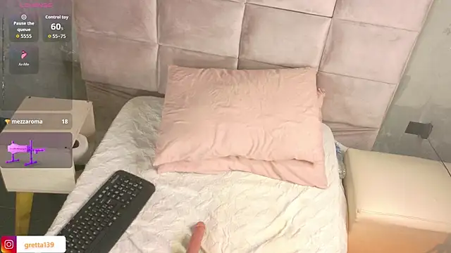 Snapshot of _Gretta chatting on November 27, 2025, 9:17 pm Gretta online show from November 27, 2025, 9:17 pm