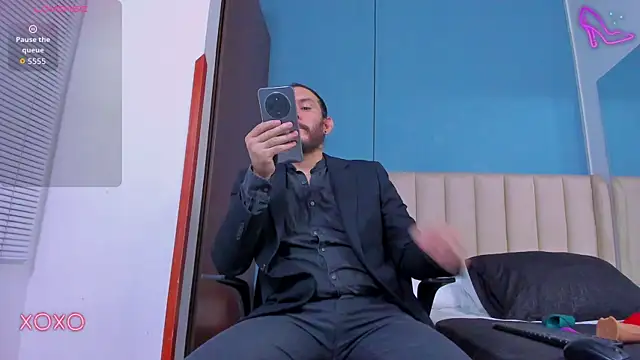 jeanpiere  online show from September 13, 2025, 2:55 am