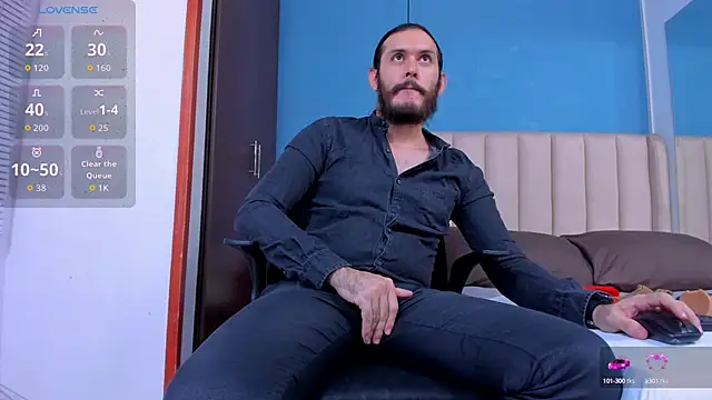 jeanpiere  online show from October 7, 2025, 2:53 am