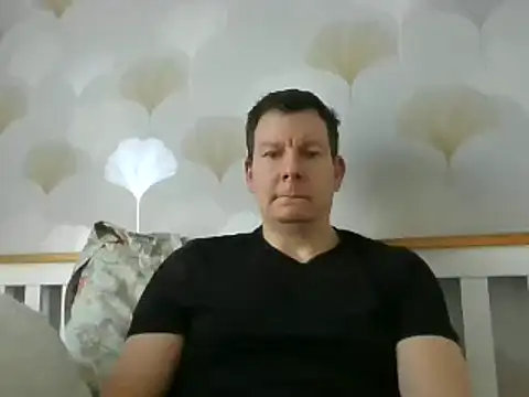 Snapshot of calibersmith chatting on November 2, 2025, 11:45 am calibersmith online show from November 2, 2025, 11:45 am