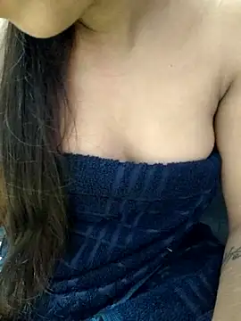 Snapshot of Roshni_98 chatting on September 11, 2025, 6:46 am Roshni 98 online show from September 11, 2025, 6:46 am