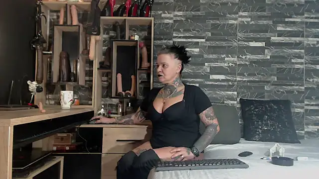 Mistress Miry online show from February 8, 2025, 1:32 am