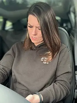 LadyLena1 online show from March 19, 2025, 9:05 pm