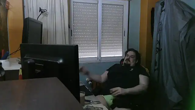 porkorossy online show from March 12, 2026, 7:25 am