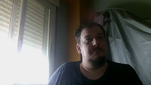 porkorossy online show from April 18, 2026, 7:01 am