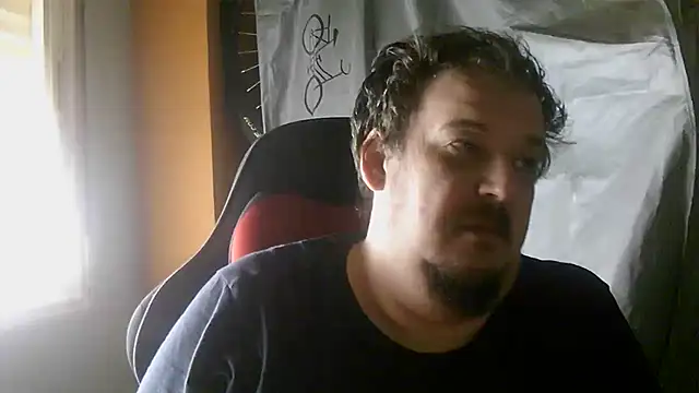 Snapshot of porkorossy chatting on July 3, 2026, 7:26 am porkorossy online show from July 3, 2026, 7:26 am