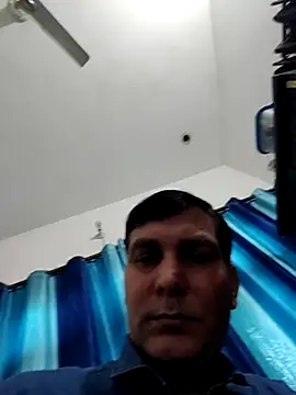 ZIMMY25 online show from November 3, 2025, 5:52 am