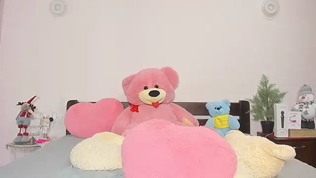 Annatrybebetter online show from December 26, 2024, 9:15 pm