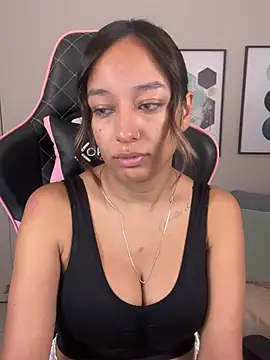 DianaHopson online show from March 2, 2025, 11:50 am