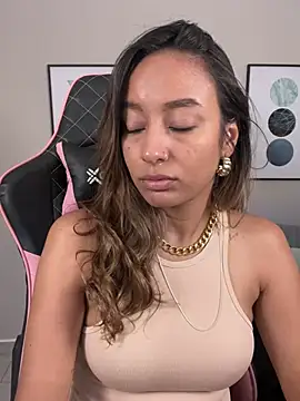 DianaHopson online show from March 9, 2025, 2:54 pm