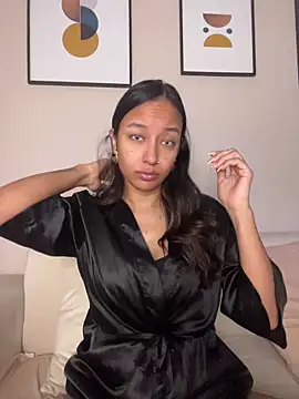 DianaHopson online show from April 11, 2026, 11:47 am