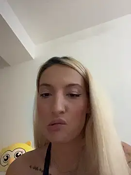 Ella Charm online show from September 27, 2025, 4:34 pm