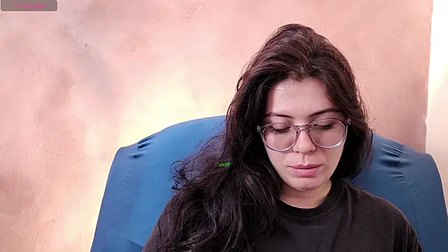 Snapshot of irinasweet27 chatting on February 6, 2026, 1:03 pm irinasweet27 online show from February 6, 2026, 1:03 pm