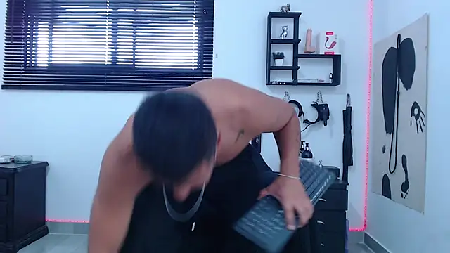 KinkyAllisonSub online show from December 30, 2024, 7:21 pm