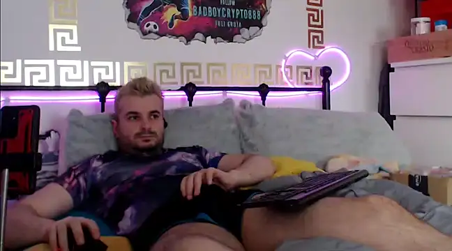 Snapshot of erotico69xxx chatting on February 26, 2025, 12:25 pm erotico69xxx online show from February 26, 2025, 12:25 pm